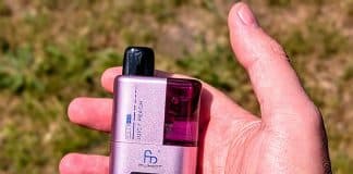 Fumot Mate Pod Review fumot mate pod in hand